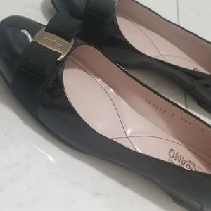 Black patent ferragamo flats